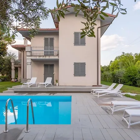 Baseventuno 1 Trilocale Piano Terra Apartment