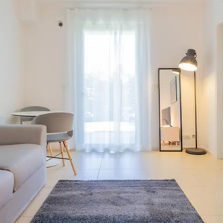 Apartment Baseventuno 1 Trilocale Piano Terra *